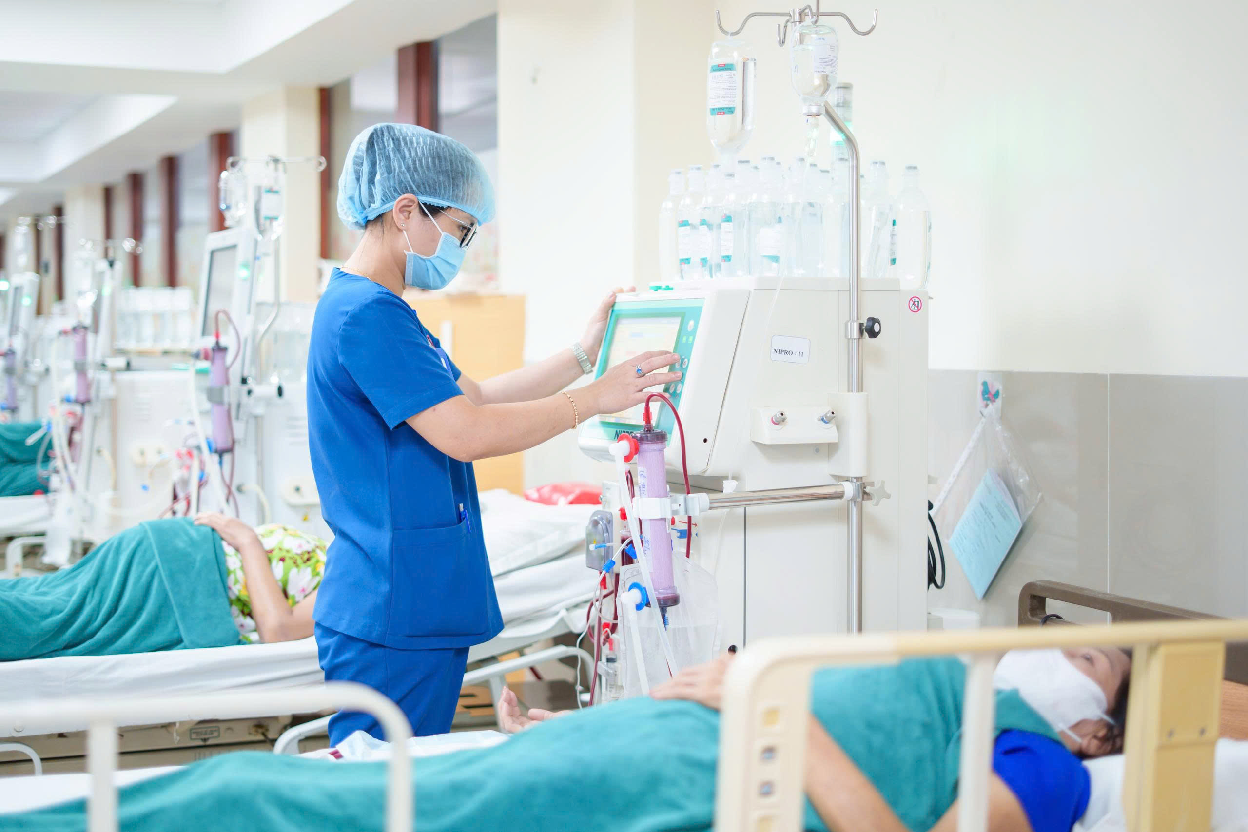 Hành trình an toàn và nhân văn cho người bệnh suy thận lọc máu